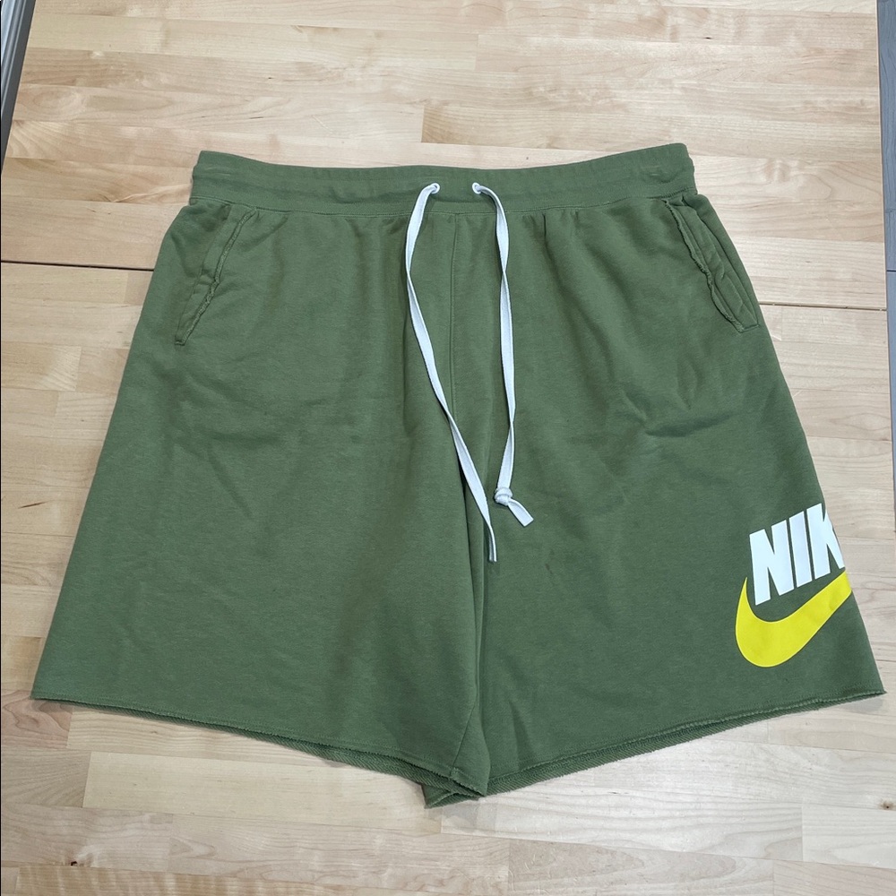 Nike Sport Essentials Men’s French Terry Alumni Casual Shorts DM6817-334 4XL